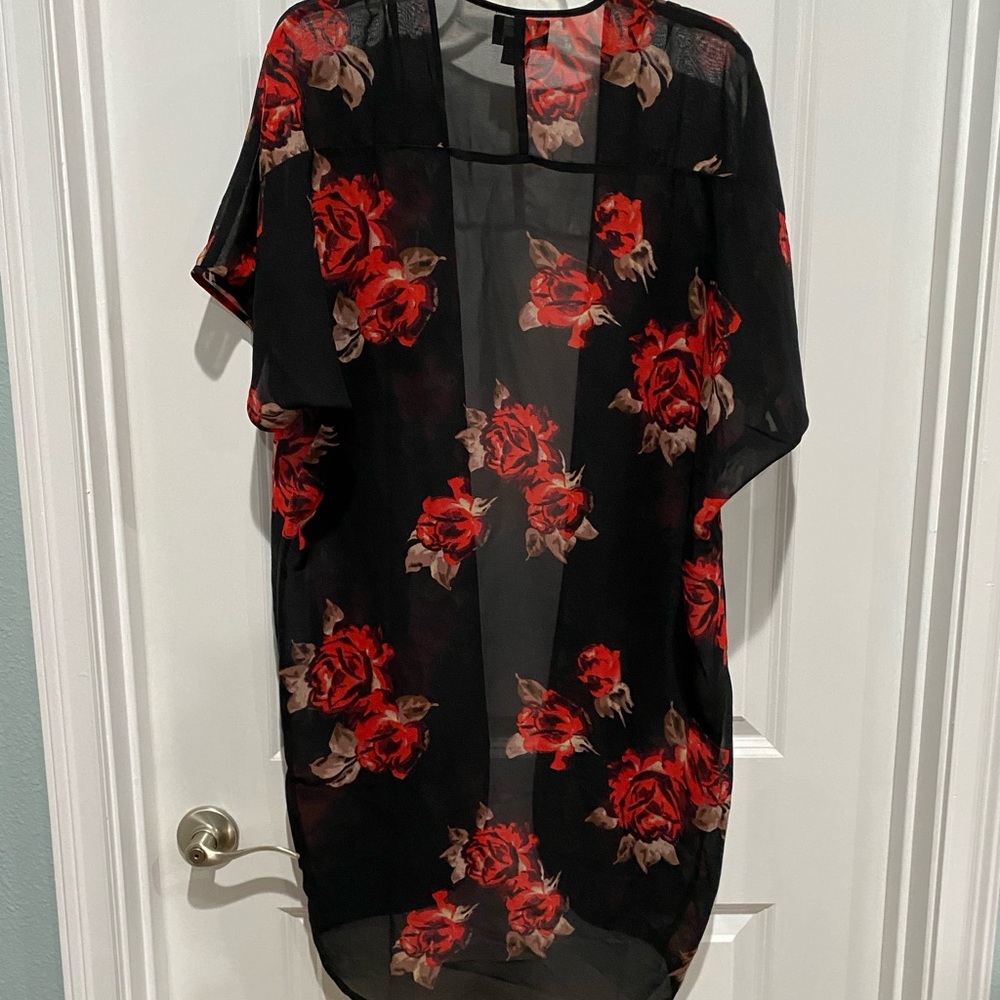 Good Times duster, black w/roses, sheer, Sz M
